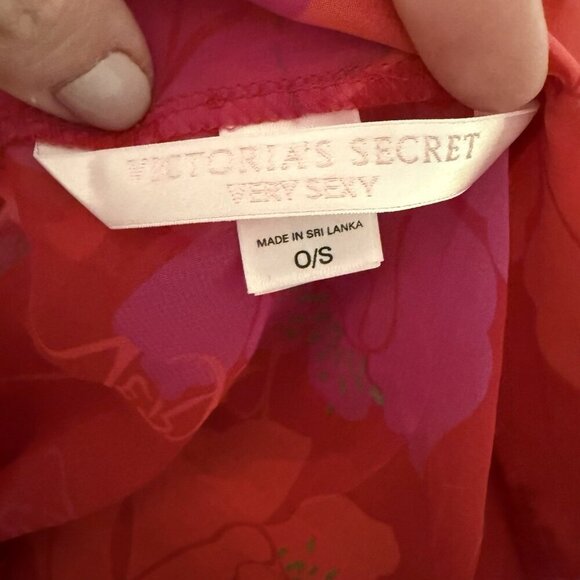 Victoria’s Secret Women’s Size OS Robe Chiffon Sheer Red Pink Floral Intimate - Picture 9 of 12